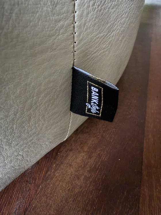 Image 1 of Houf aus genarbtem, grauem Leder, 80 cm