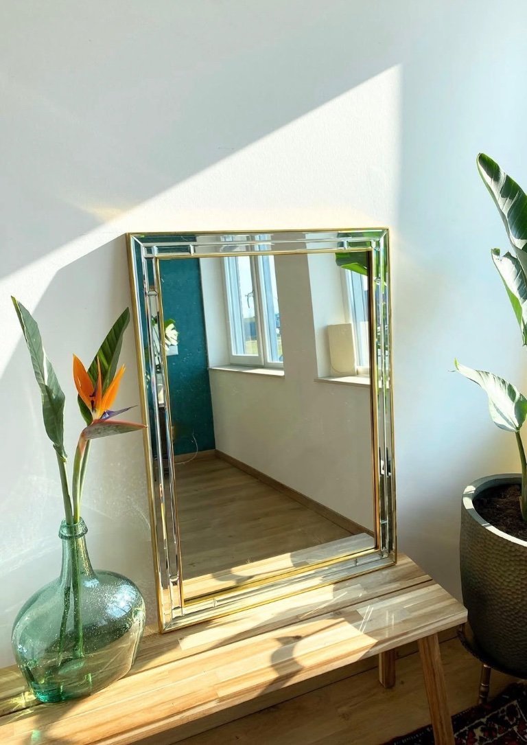 “Deknudt Mirrors” 壁掛けミラー　ミッドセンチュリー　Y2K Mid-Century Deknudt Mirror – 1970s | €250 | Whoppah