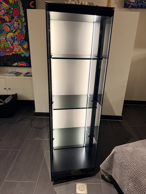 Armoire Vitrine de Kettnaker modèle Soma
