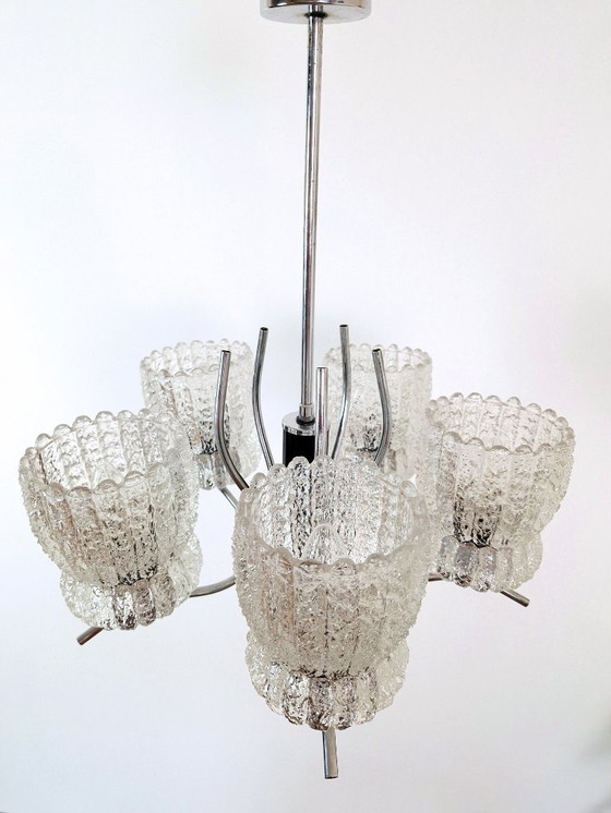 Image 1 of Suspension vintage en cristal, lustre milieu du siècle, Emi Poljcane avec cinq abat-jour en cristal