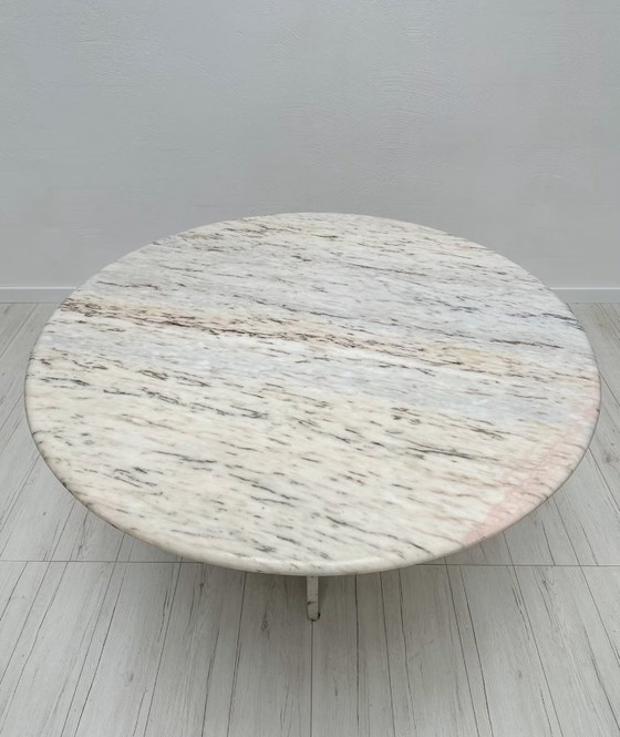 Image 1 of Unieke grote vintage marmeren eettafel 70