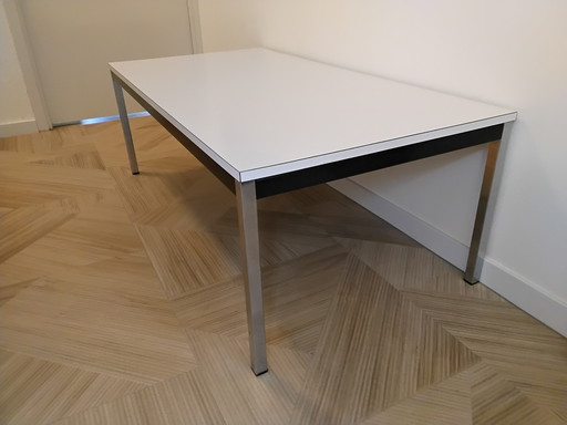 MartinVisser design t Spectrum table basse et table d'appoint.