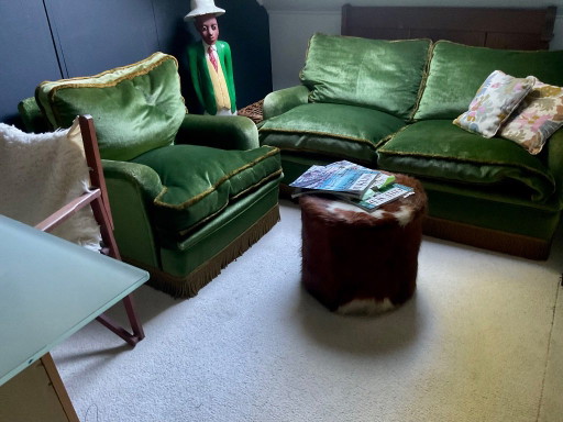 Vintage 2-seater sofa and a 1-seater from the 1960s, in green velvet – 2 zitsbanken, Wood