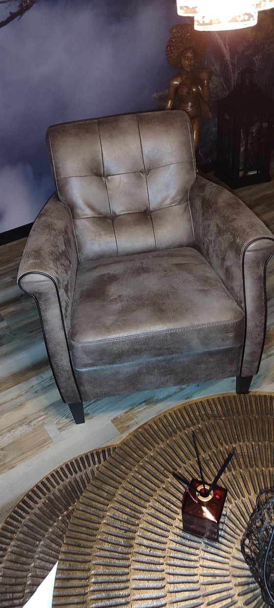 Image 1 of 4 magnifiques fauteuils, comme neufs