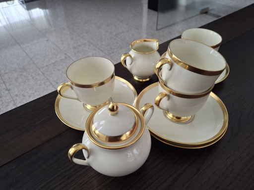 6-piece mocha dinnerware set