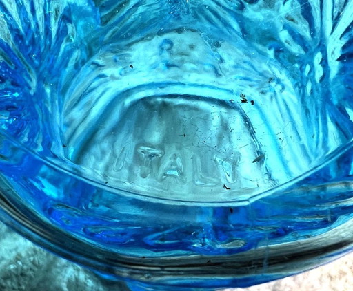 Vintage Fidenza Vetraria Italy pitcher and 3 blue glasses, 1950s