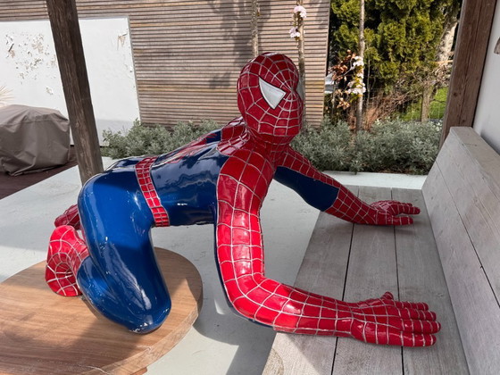 Image 1 of Statua di Spider-Man a grandezza naturale – un vero gioiello che non passa inosservato (210 x 140 cm)