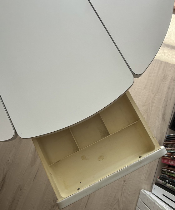 Image 1 of Tavolo in formica (pieghevole)