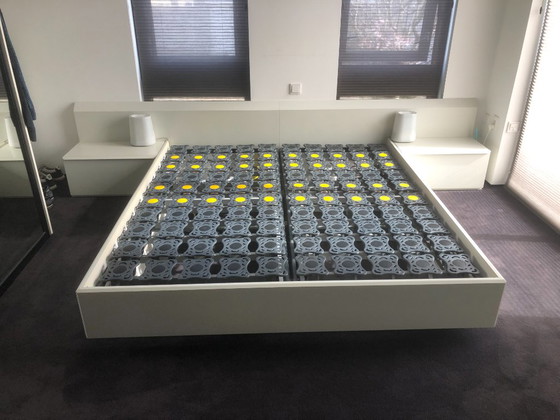 Image 1 of Struttura letto bianca vintage di Interlubke (180x200cm)