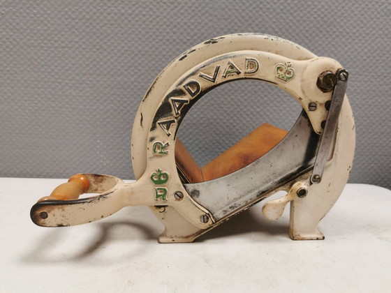 Raadvad - Ove Larsen - Bread Slicer - 294 - Wood, Steel, Iron – Kitchen accessories (photo 5 of 7)