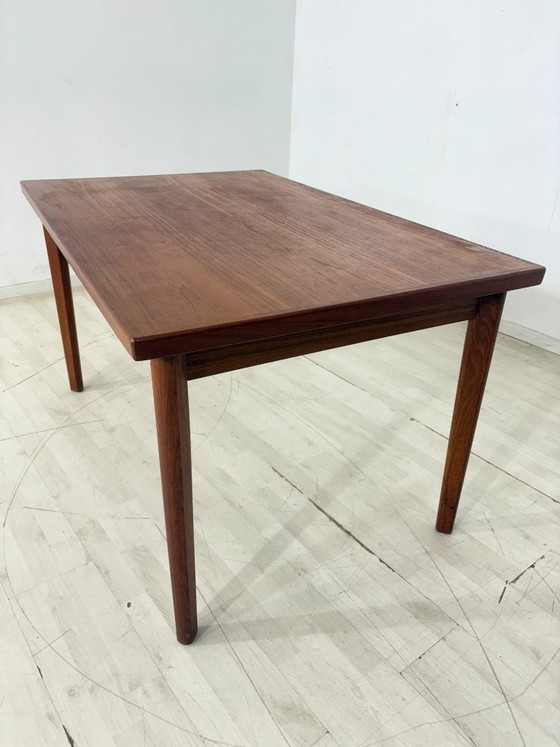 Image 1 of Teakhouten eettafel uit de jaren 60 / Eettafel in mid-century stijl / Vintage teakhouten eettafel
