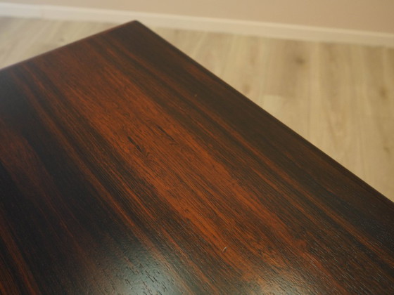 Image 1 of Escritorio de palisandro, diseño danés, década de 1970, fabricado en Dinamarca.