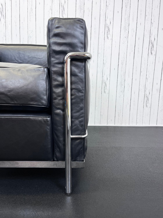 Image 1 of Lc2 Chair Le Corbusier, Cassina, Charlotte Perriand Seats