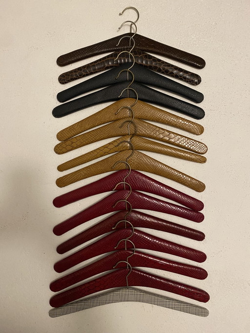 Cintres vintage en skai jaren 50/60