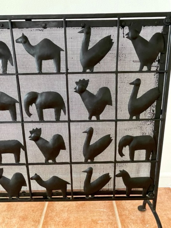 Image 1 of Parascintille in ferro battuto a forma di animale, stile Atelier Marolles, Francia, 1950