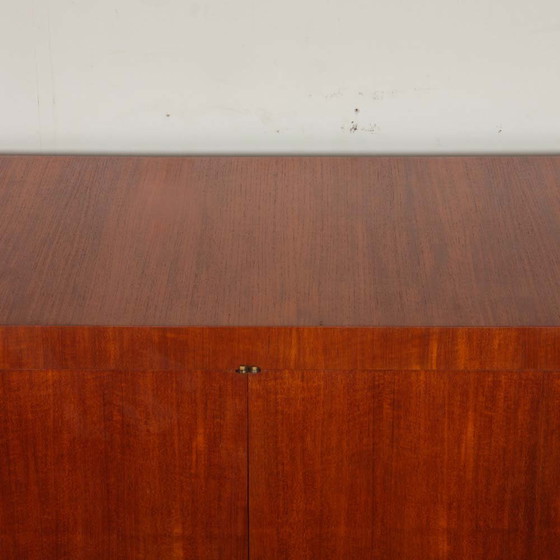 Image 1 of Grande enfilade vintage en bois des années 1960