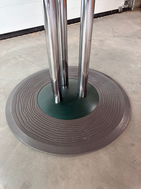 Leolux Trias Dining table – Metal, Wood (photo 4 of 5)