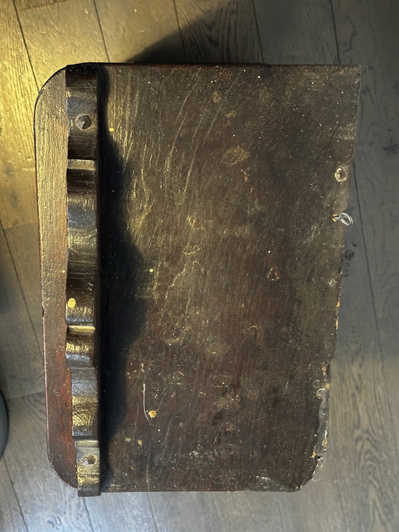 Image 1 of Vetrina in legno massello intagliato in stile Luigi XV, inizio XIX secolo