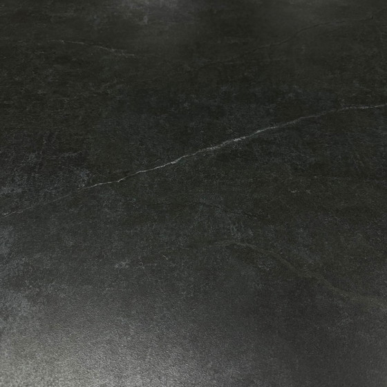 Carve 4.0 – Bert Plantagie, Tables de salle à manger (photo 3 of 5)