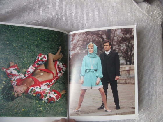 Image 1 of OFF THE WALL Oost-Duits modeboek 1964-1980 fotogeschiedenis hardcover