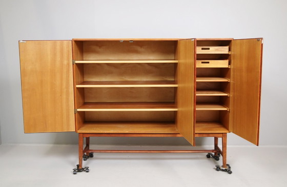 Image 1 of Credenza d'epoca in mogano con contenitori e cassetti - Svezia, anni '60