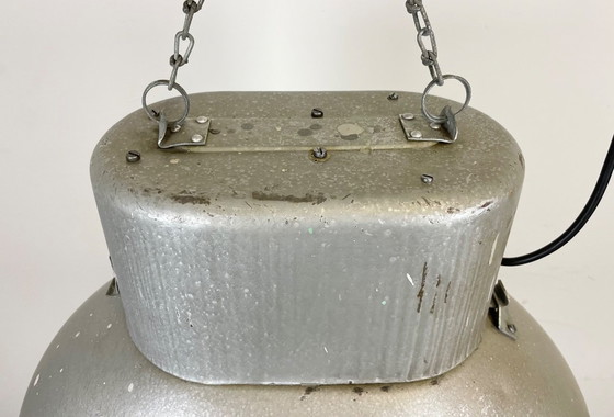 Image 1 of Große ovale industrielle polnische Fabrik-Hängeleuchte von Predom Mesko, 1970er Jahre