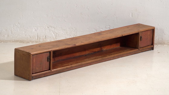 Credenza bassa antica in legno di pino - Cina, c.1930 – Credenze, Iron (photo 3 of 40)