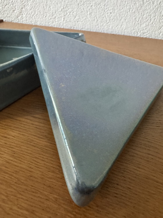 Image 1 of Caja triangular de cerámica Charolles de los años 80