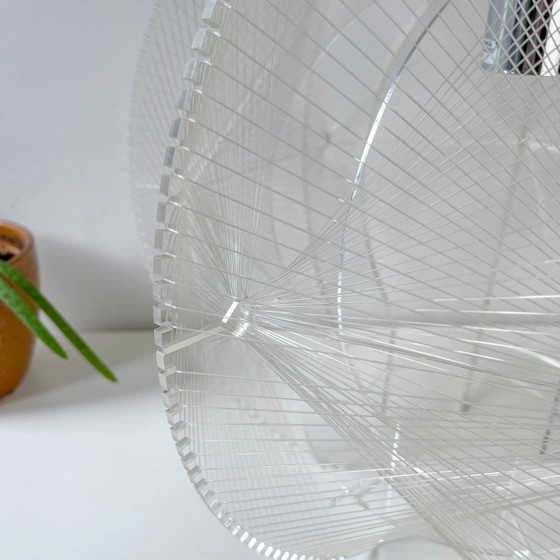 Lampada a Sospensione Geometrica in Acrilico e Nylon - Lampadario di Design – Illuminazione, Retro (photo 7 of 12)