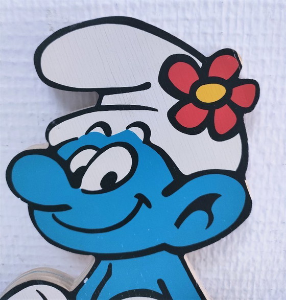 Image 1 of Garderobenständer Schlumpf aus bemaltem Holz 70-80er Jahre