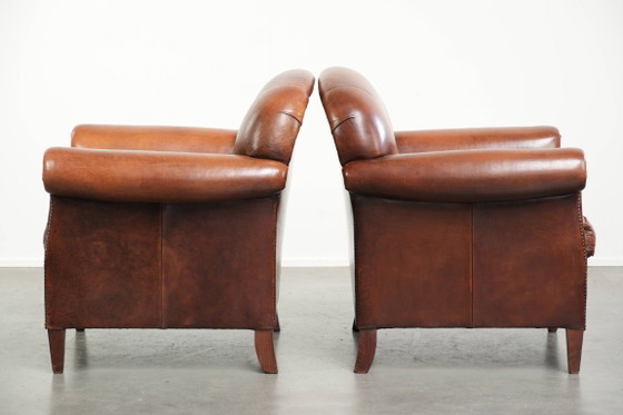 2 comode poltrone vintage in pelle di pecora con borchie decorative. – Sedie da pranzo, Wood (photo 4 of 15)