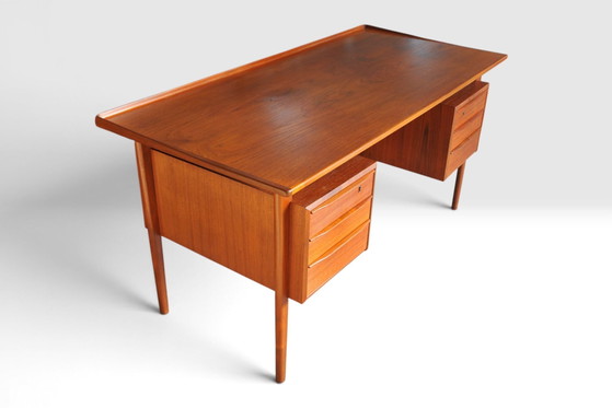 Peter Løvig Desktop in teak for Hedensted Møbelfabrik – Wood (photo 11 of 14)