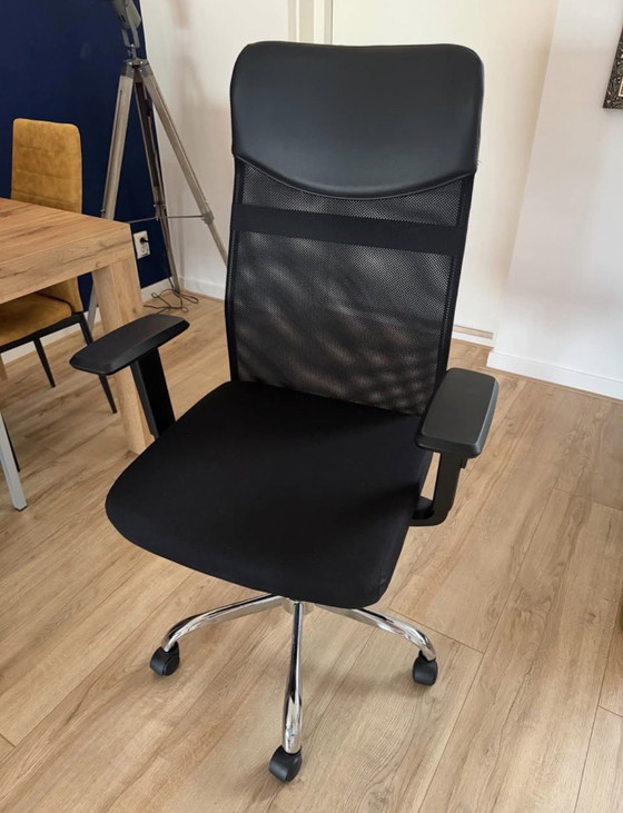 Zwart Computer Bureau Met Stoel – Wood (photo 7 of 8)