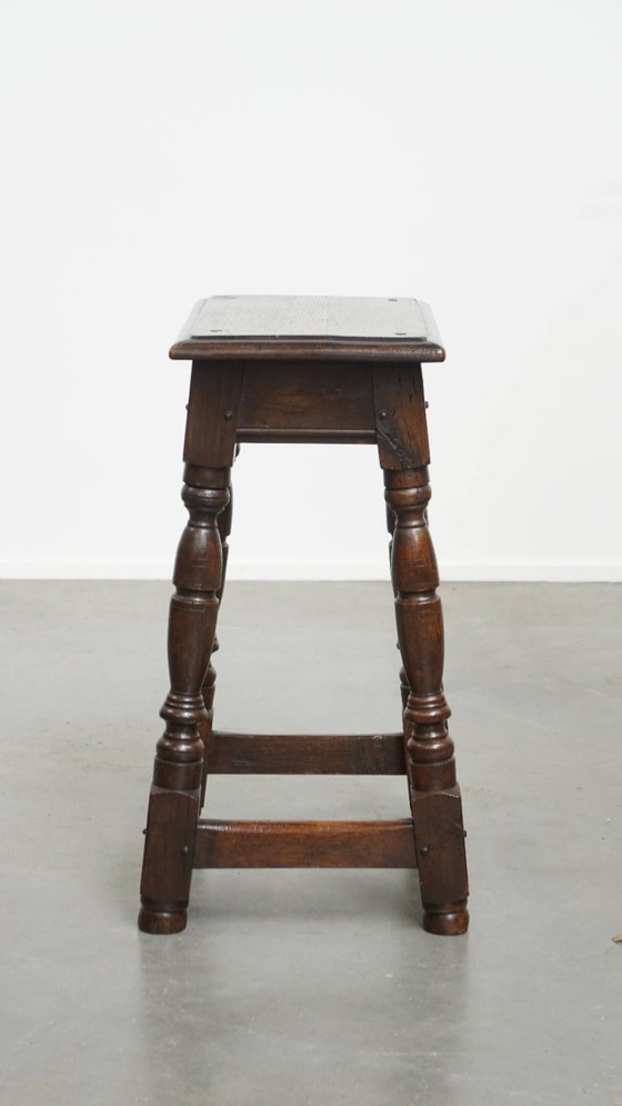 Image 1 of Antieke Engelse kruk/ joint stool/ bijzettafeltje uit de 18e eeuw 