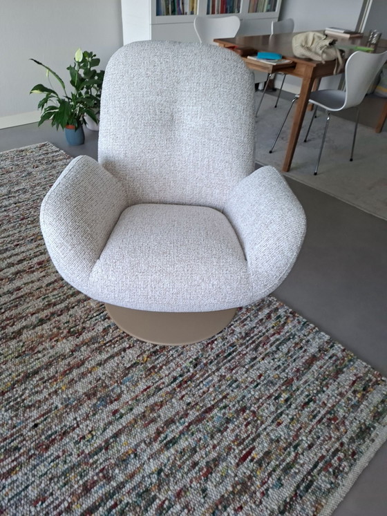 1 brand new Lando, Enzo Luca swivel armchair (photo 3 of 6)