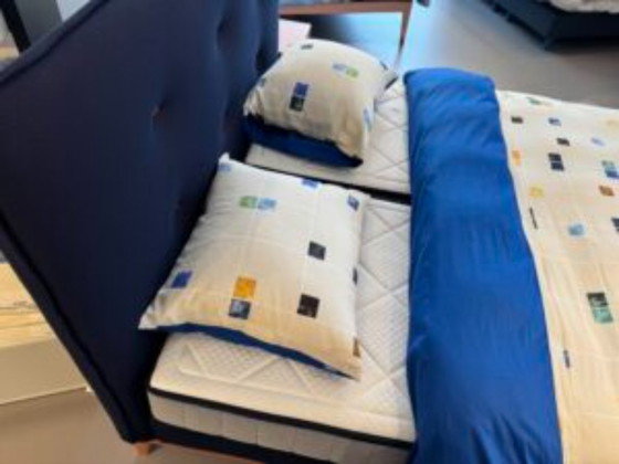 Image 1 of Auping Criade Boxspringbett