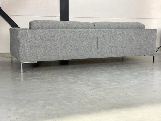 Design on Stock Aikon 4-seater sofa - as new – 3-5 seaters, Textile (photo 8 of 9)