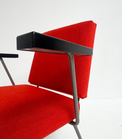 Fauteuil Gispen 1401 rouge de Wim Rietveld, années 1950