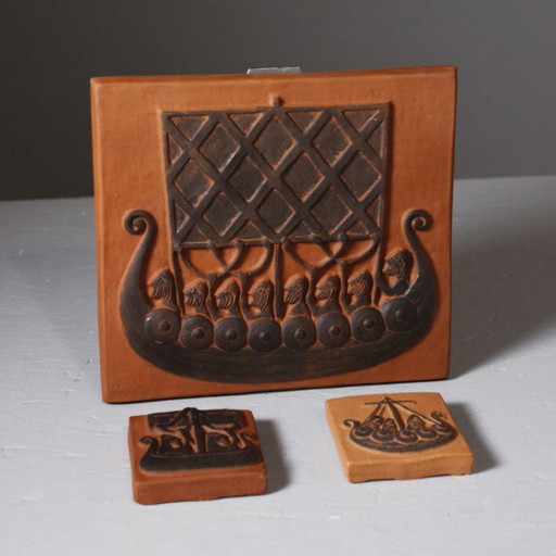 Thyssen Keramik Denemarken jaren 1950 - Viking Drakkar decoratieve tegelset – wanddecoratie, Ceramic, Mid Century Modern