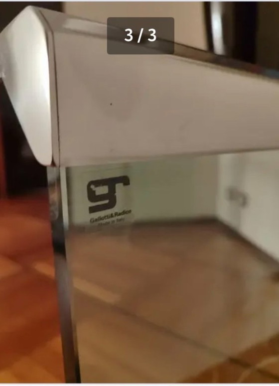 Image 1 of Präsidentenschreibtisch in Bauchlage