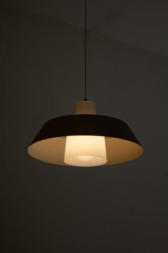 Lampada a sospensione danese Voss Belysning grigio e bianco anni '60 – Lampade a sospensione, Plastica (photo 4 of 5)