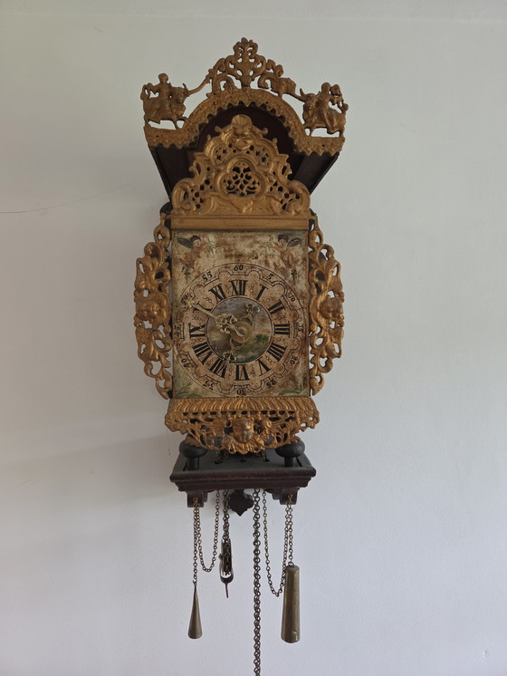 Image 1 of Friese stoelklok