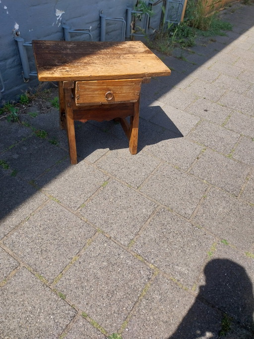 1 x tavolo portamonete spagnolo del 1900 con cassetto
