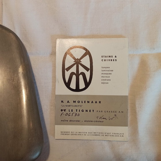 Image 1 of Pichet en fer blanc de 1975