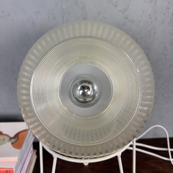 Image 1 of VV Original Eyeball Lamp