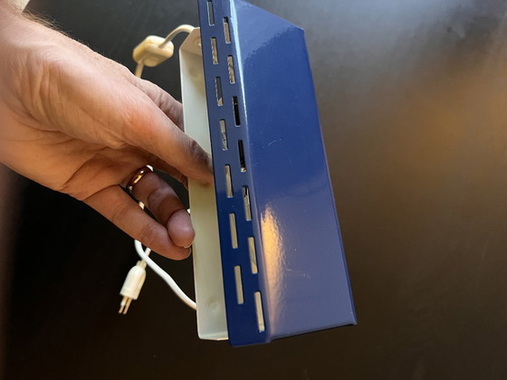 Image 1 of Applique murale robuste – métal bleu – années 90 – design moderne