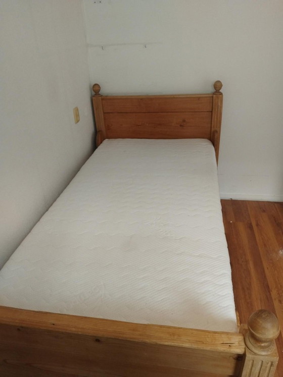 Houten eenpersoonsbed met klassieke uitstraling – Eenpersoonsbedden, Wood (photo 4 of 5)
