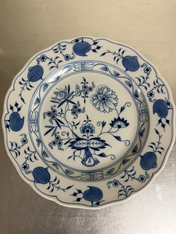 Image 1 of Original Meissen porcelain – 12 dinner plates, Onion pattern – Shape 475 – First choice – Ø 25 cm – Excellent condition