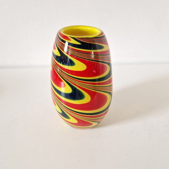 Image 1 of Vaso vintage a volute in vetro soffiato a bocca stile anni '70