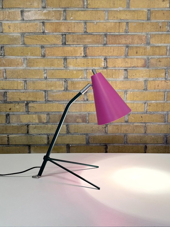 ANVIA 1801 Die kleine Marionette – Niederländische Designwoche 2023 – 1 von 1 – Tischlampen, Metal (photo 6 of 12)
